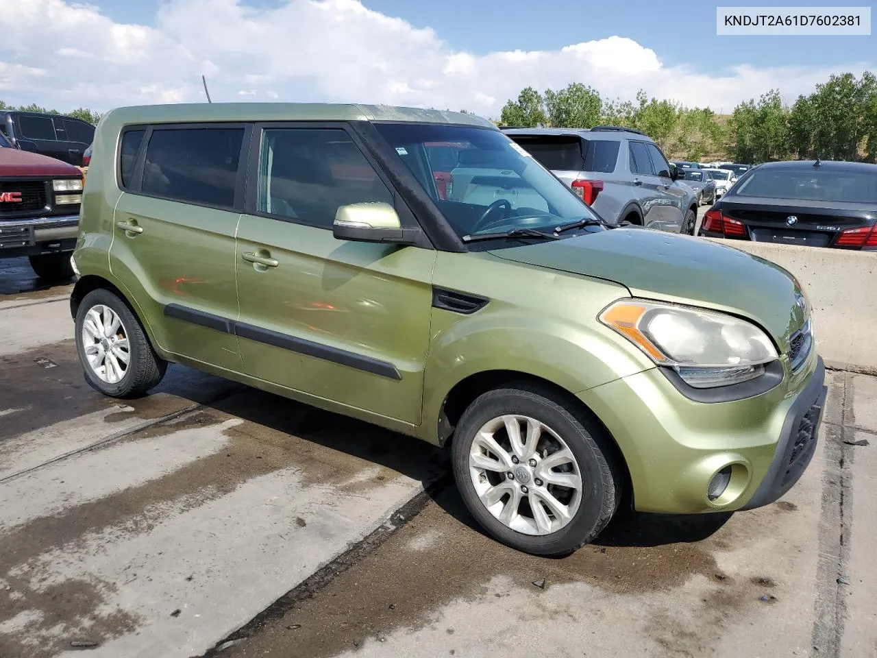 2013 Kia Soul + VIN: KNDJT2A61D7602381 Lot: 64514964