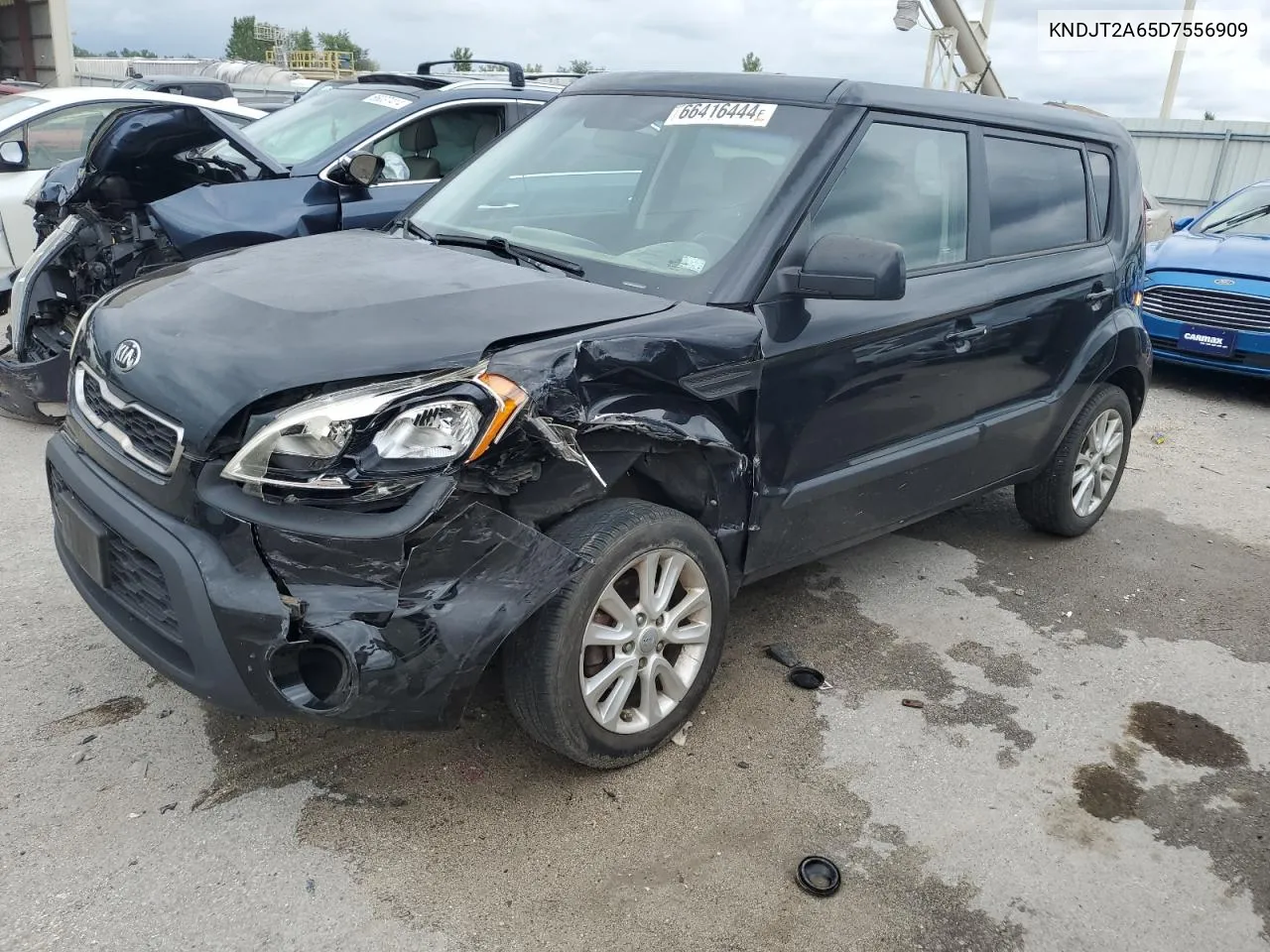 KNDJT2A65D7556909 2013 Kia Soul +