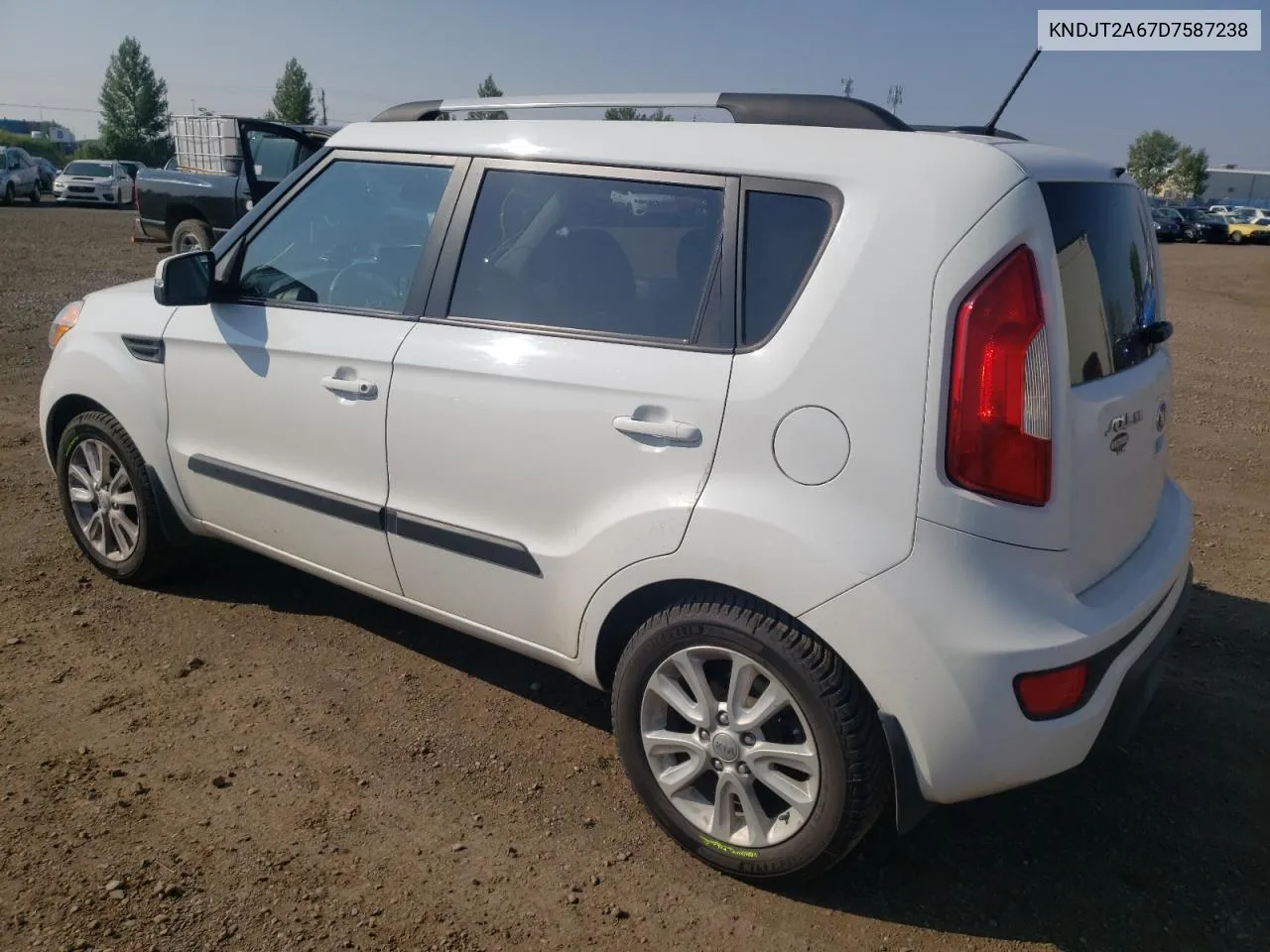 KNDJT2A67D7587238 2013 Kia Soul +