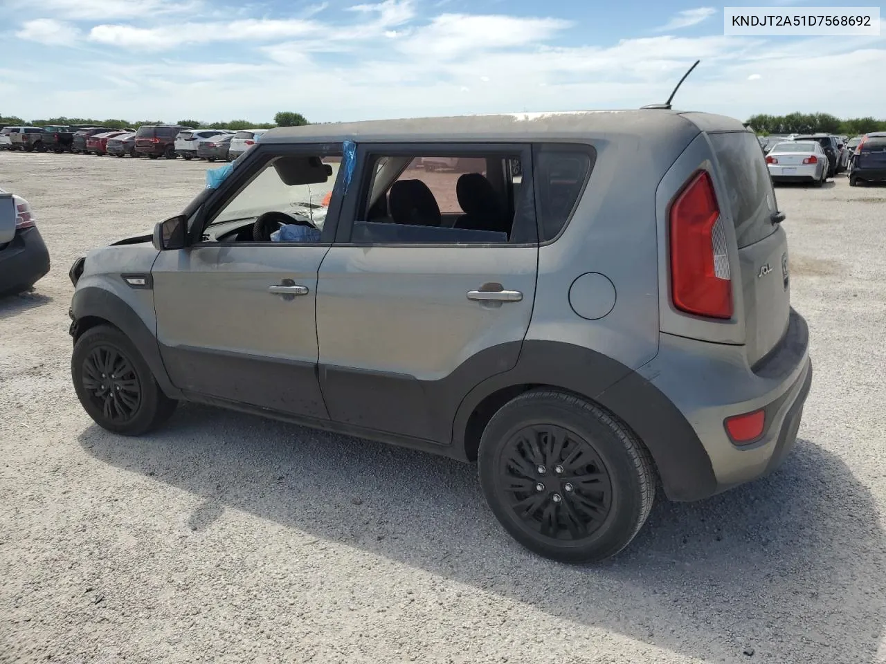 KNDJT2A51D7568692 2013 Kia Soul