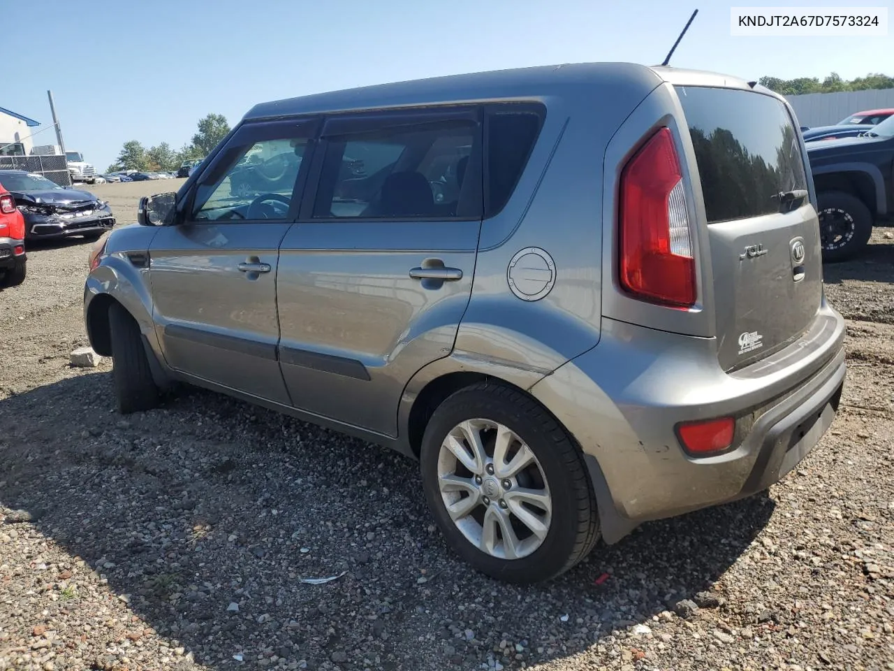 2013 Kia Soul + VIN: KNDJT2A67D7573324 Lot: 68596964