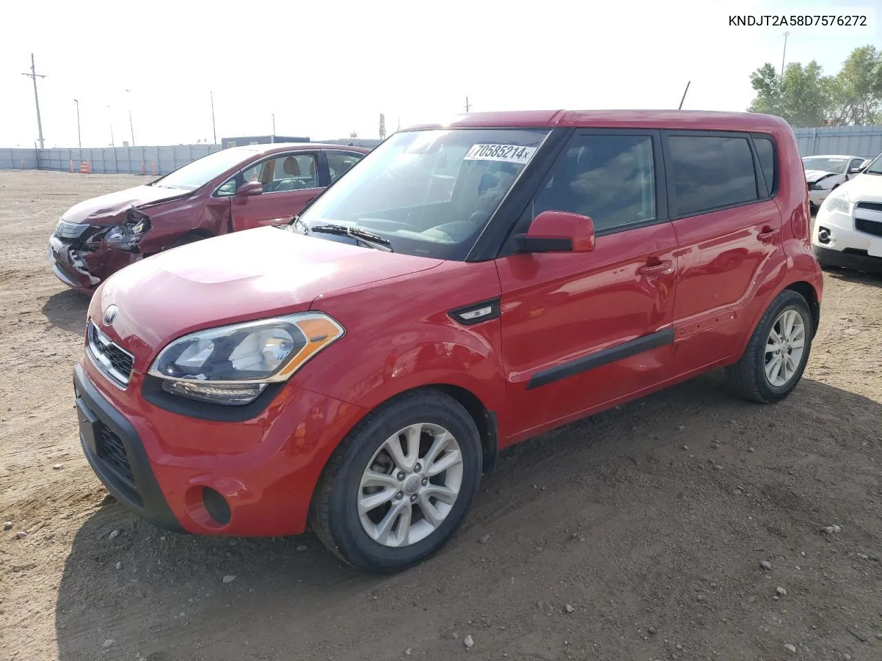 KNDJT2A58D7576272 2013 Kia Soul