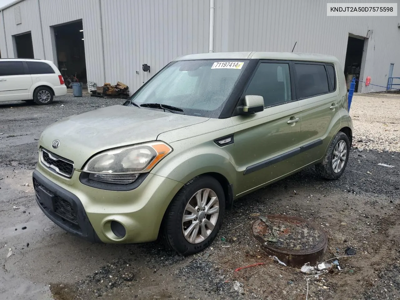 2013 Kia Soul VIN: KNDJT2A50D7575598 Lot: 71197414