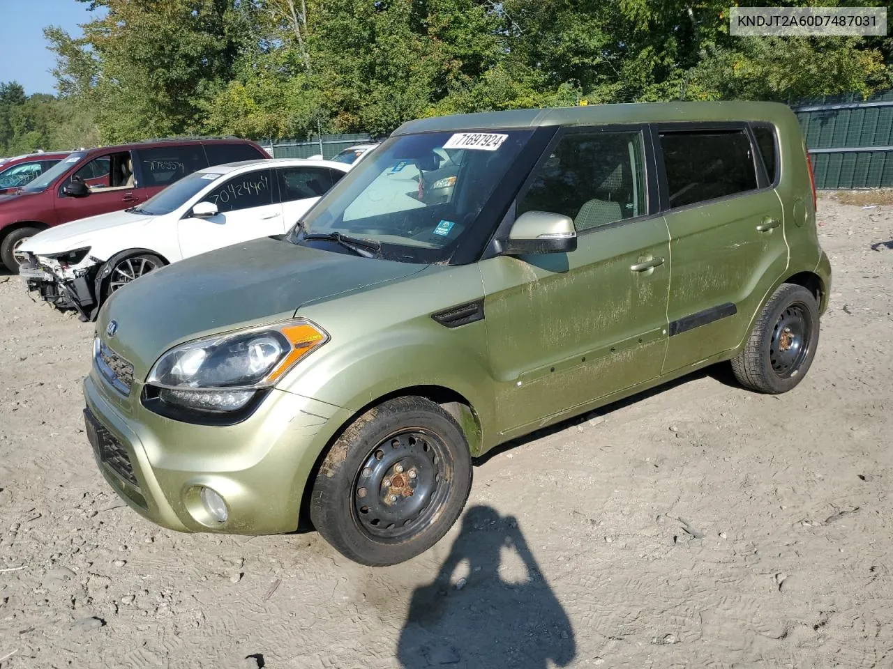 2013 Kia Soul + VIN: KNDJT2A60D7487031 Lot: 71697924