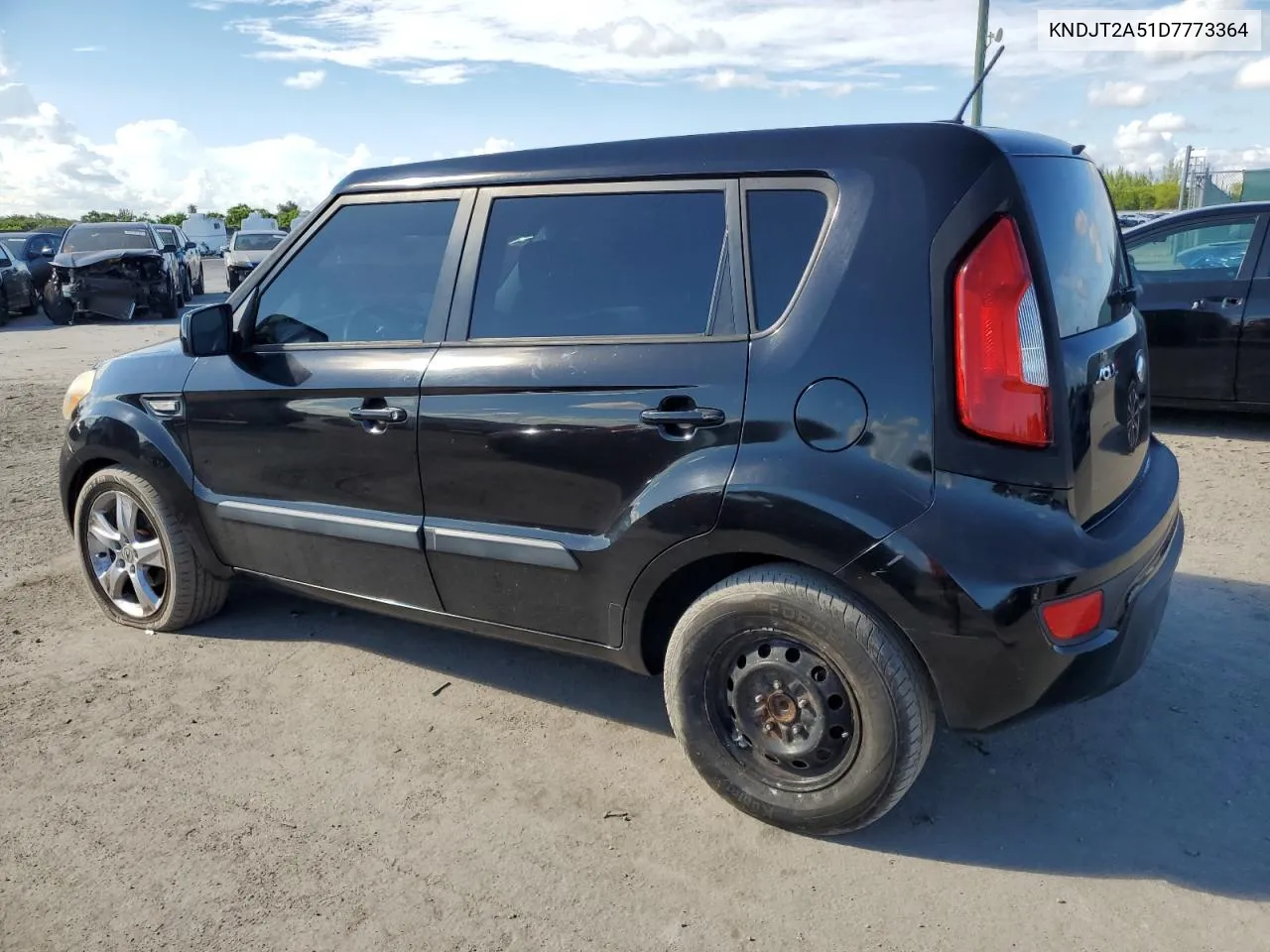 KNDJT2A51D7773364 2013 Kia Soul