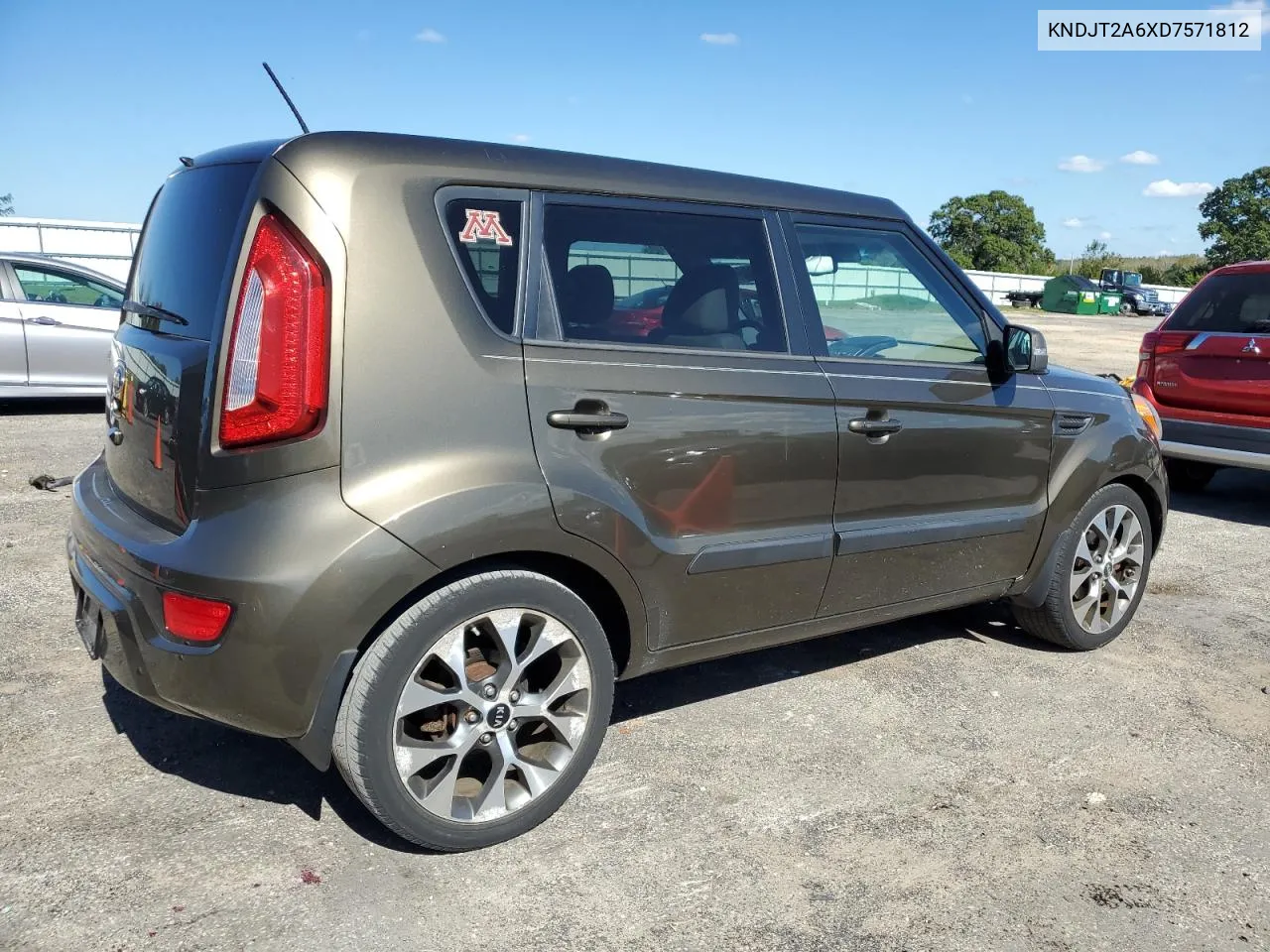 KNDJT2A6XD7571812 2013 Kia Soul +