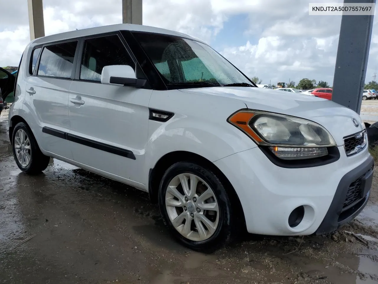 2013 Kia Soul VIN: KNDJT2A50D7557697 Lot: 74901914