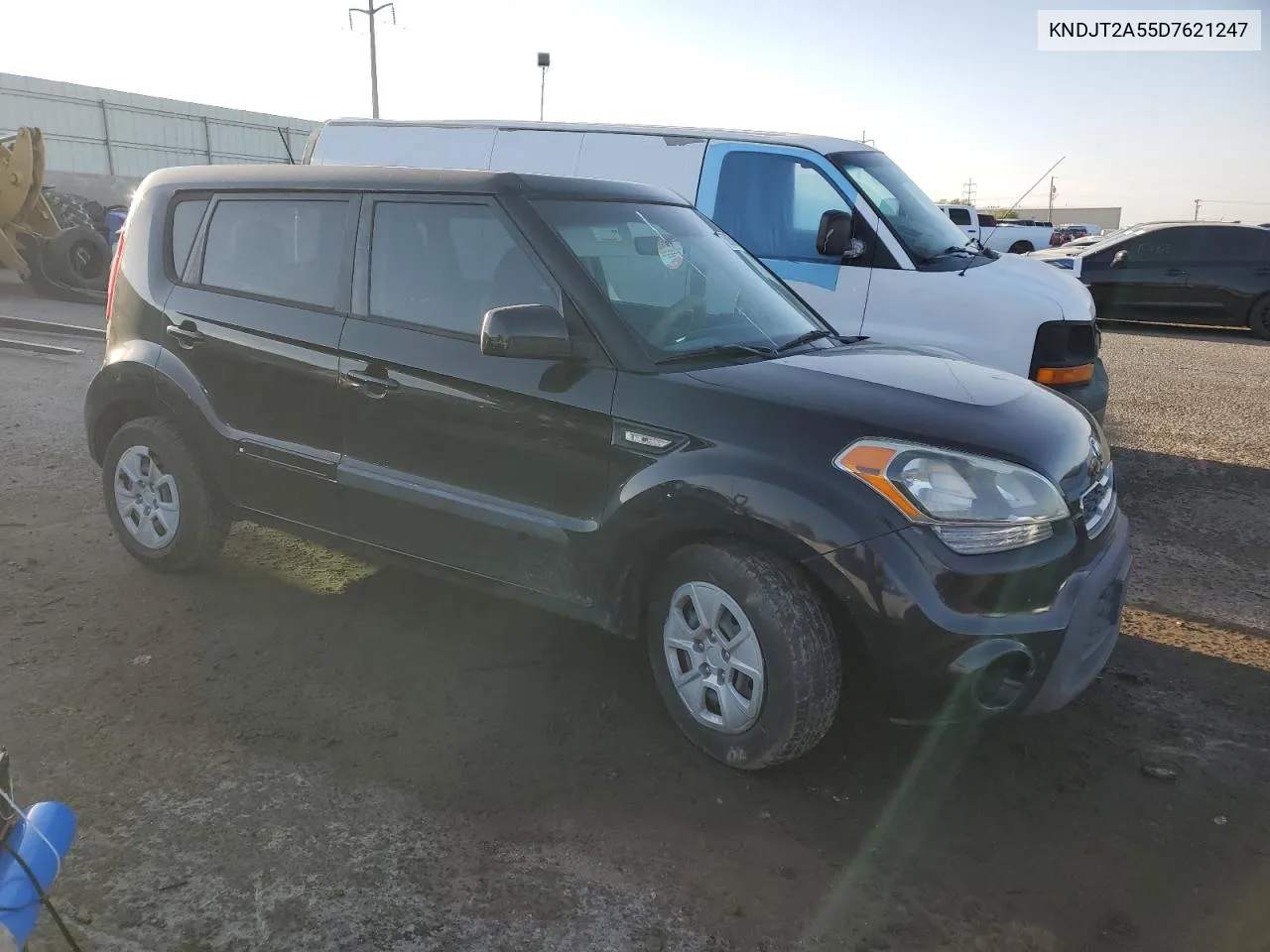 2013 Kia Soul VIN: KNDJT2A55D7621247 Lot: 75830014