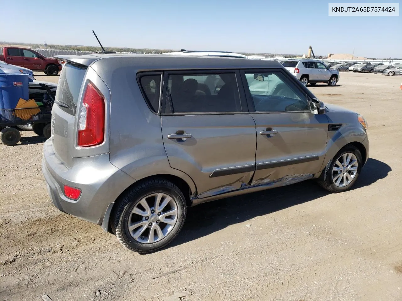 KNDJT2A65D7574424 2013 Kia Soul +