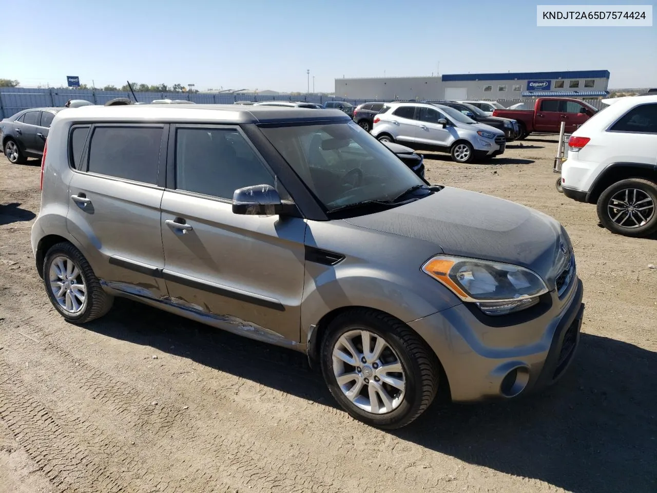 KNDJT2A65D7574424 2013 Kia Soul +