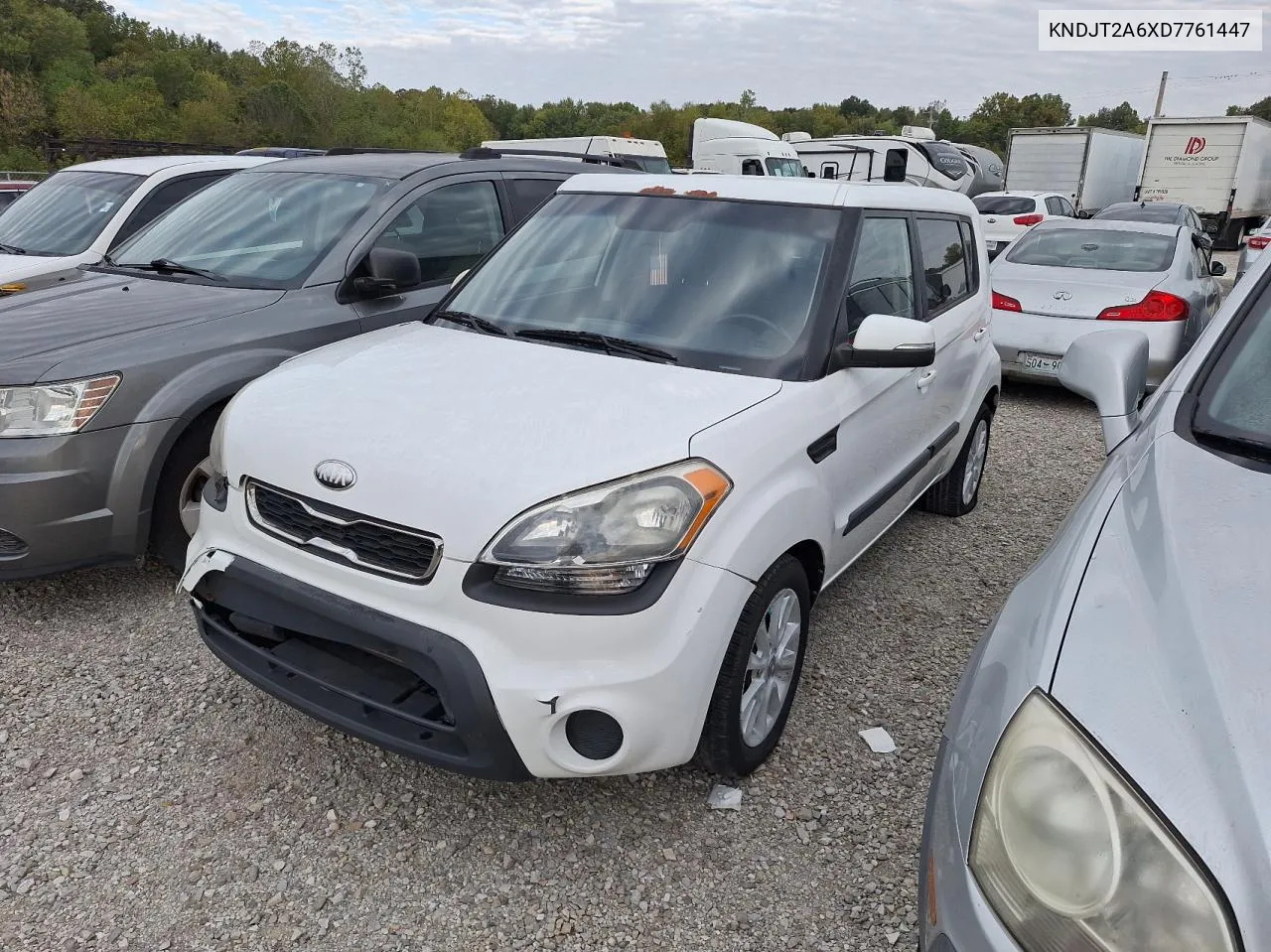 2013 Kia Soul + VIN: KNDJT2A6XD7761447 Lot: 76467654