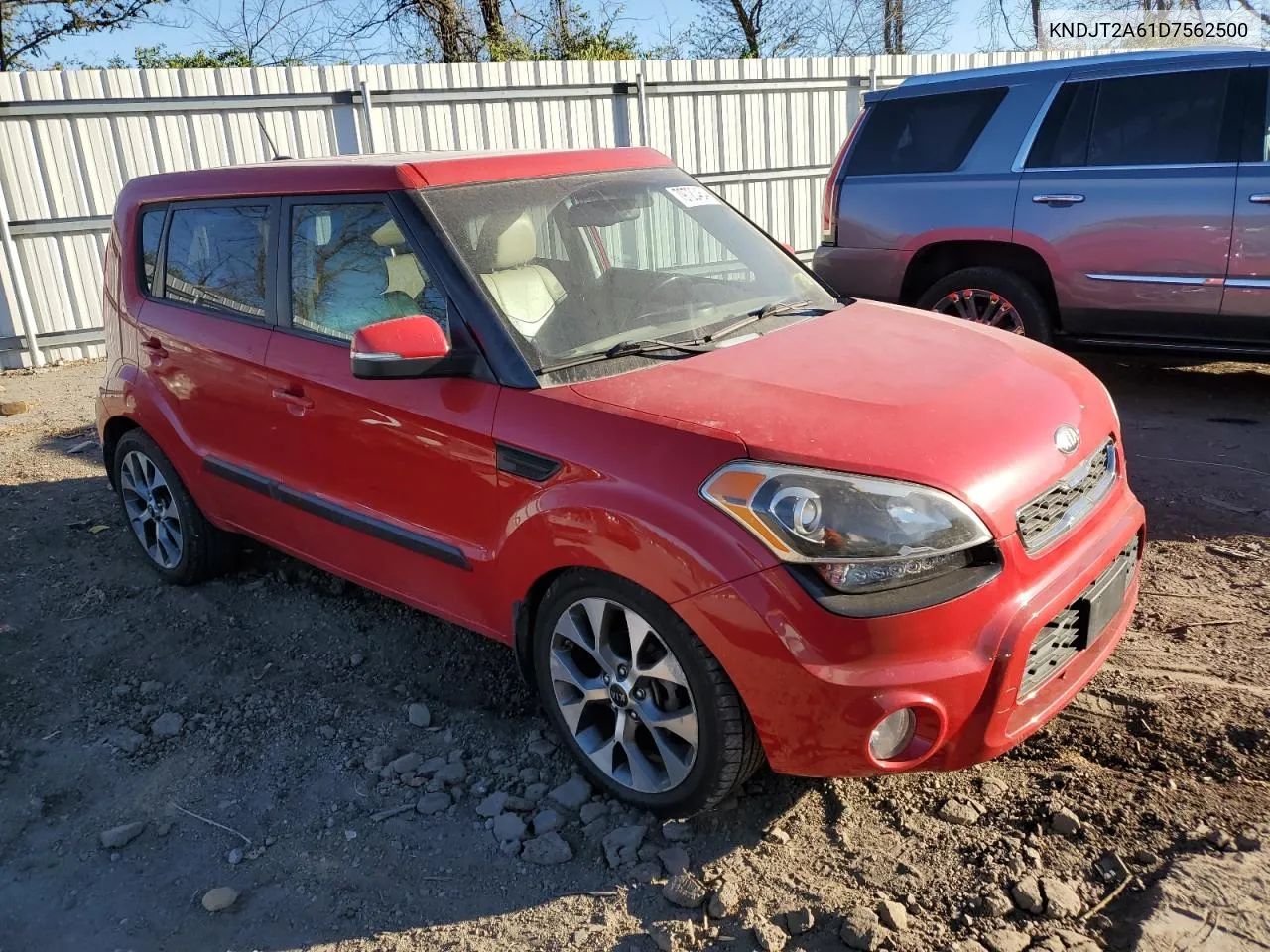 2013 Kia Soul + VIN: KNDJT2A61D7562500 Lot: 79720464