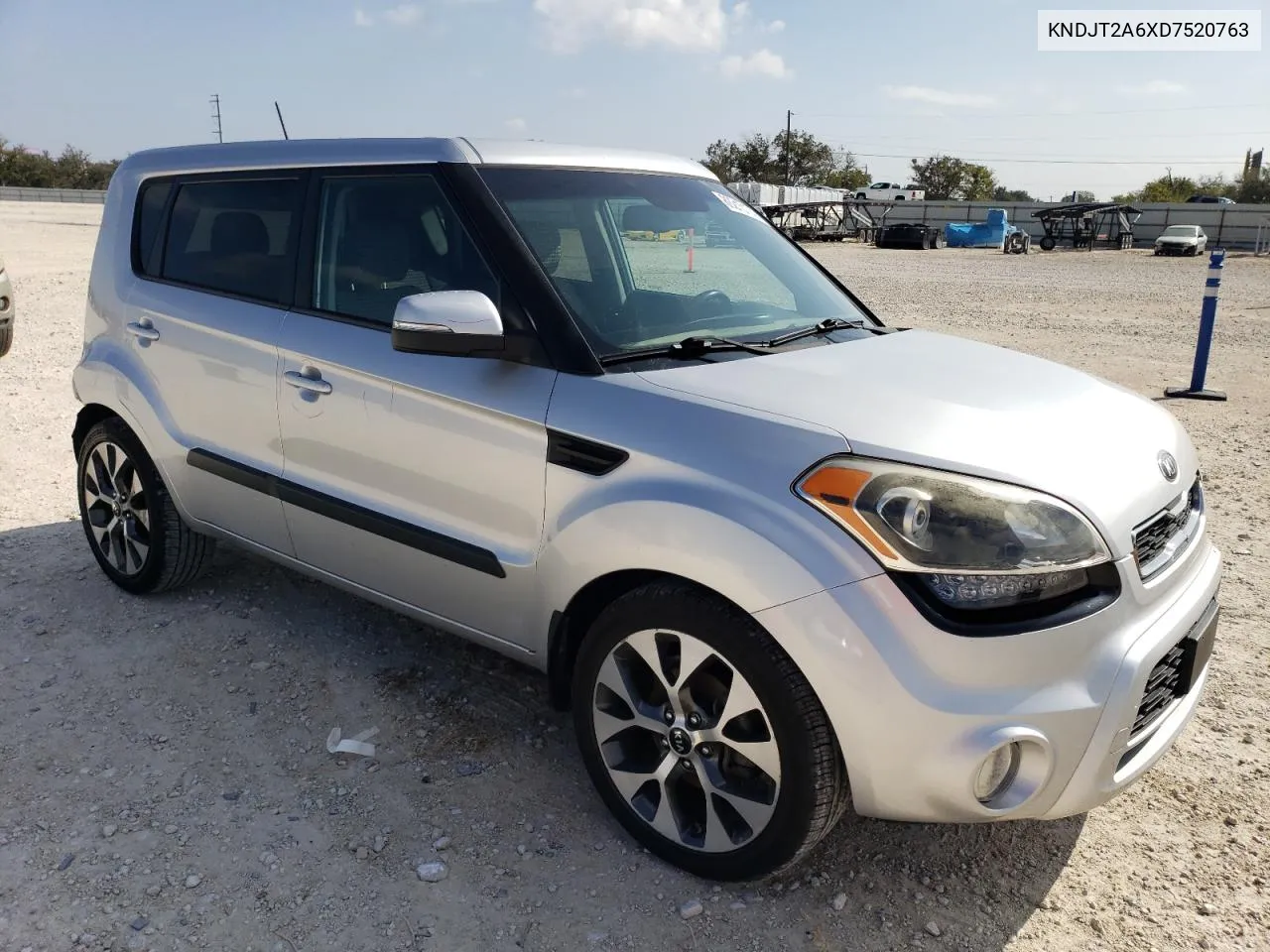 2013 Kia Soul + VIN: KNDJT2A6XD7520763 Lot: 80210174