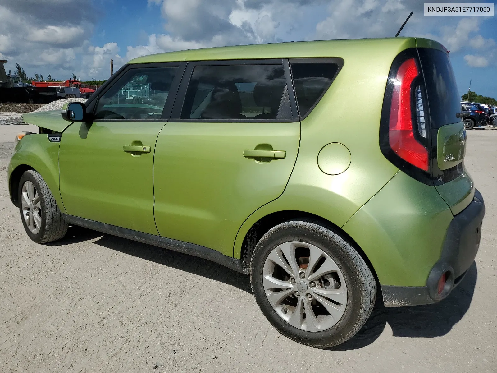 KNDJP3A51E7717050 2014 Kia Soul +