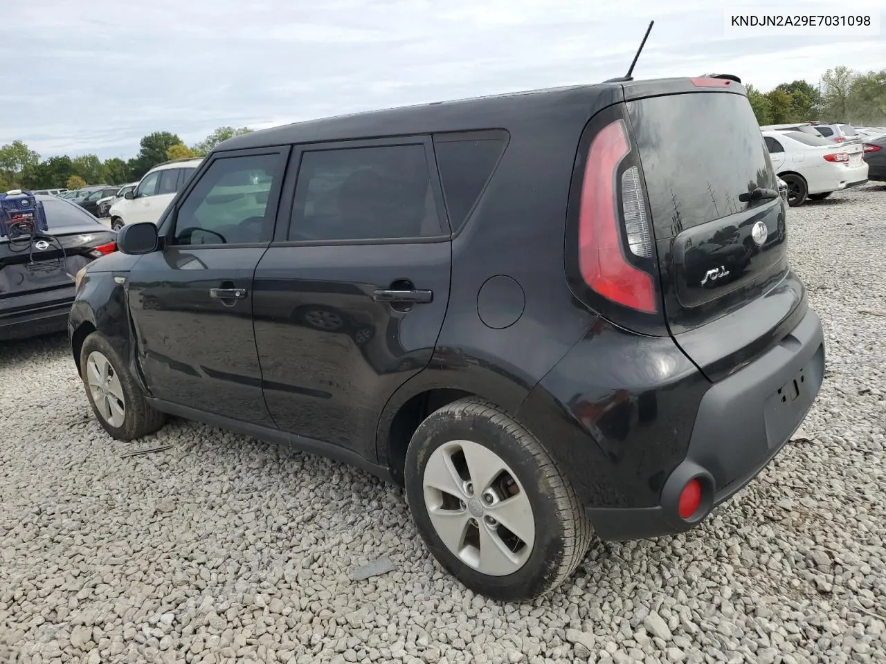 KNDJN2A29E7031098 2014 Kia Soul