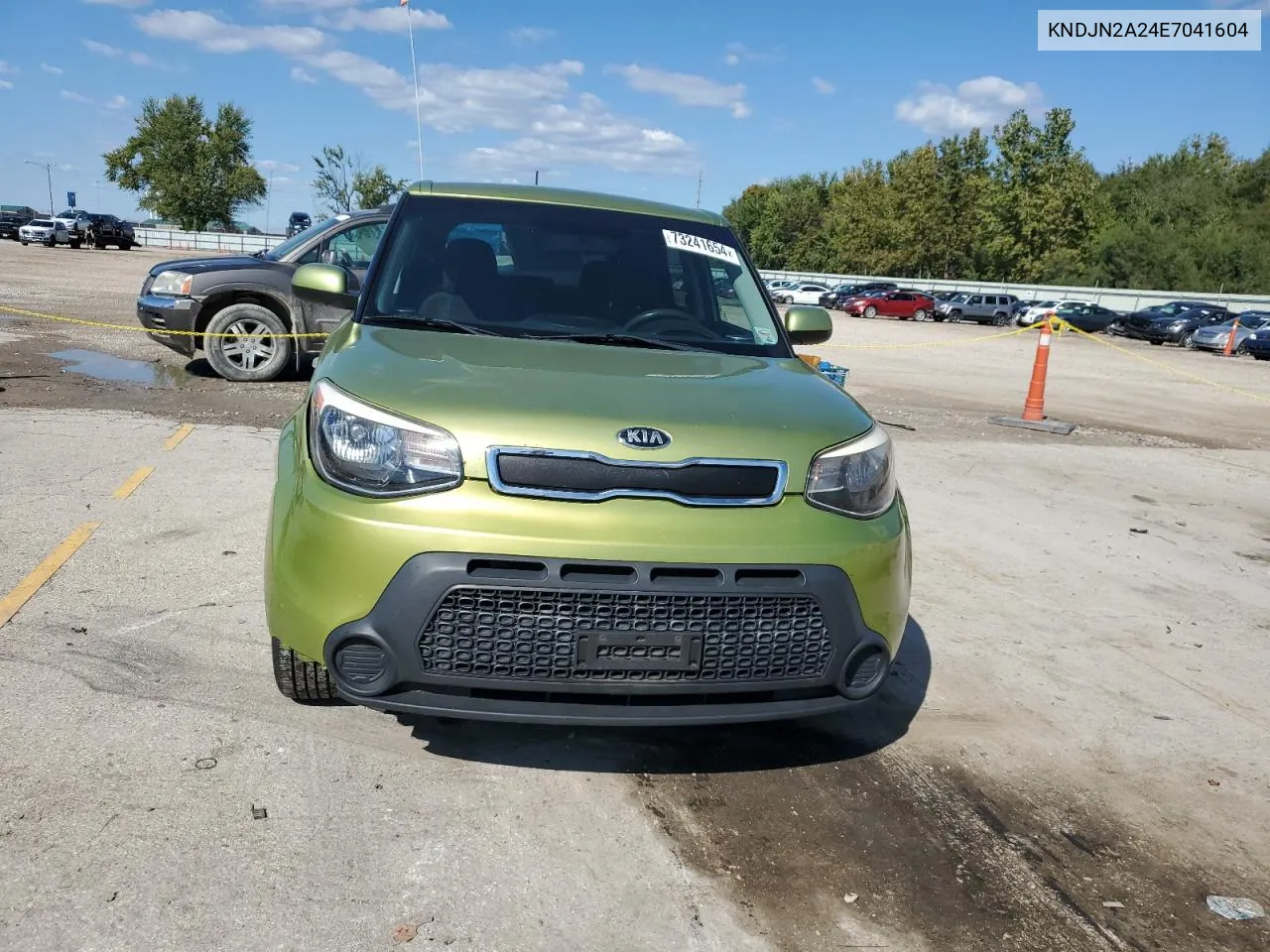 KNDJN2A24E7041604 2014 Kia Soul