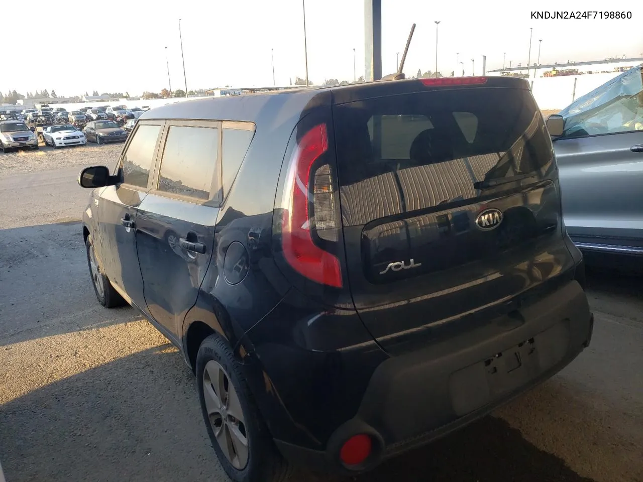 2015 Kia Soul VIN: KNDJN2A24F7198860 Lot: 72560273