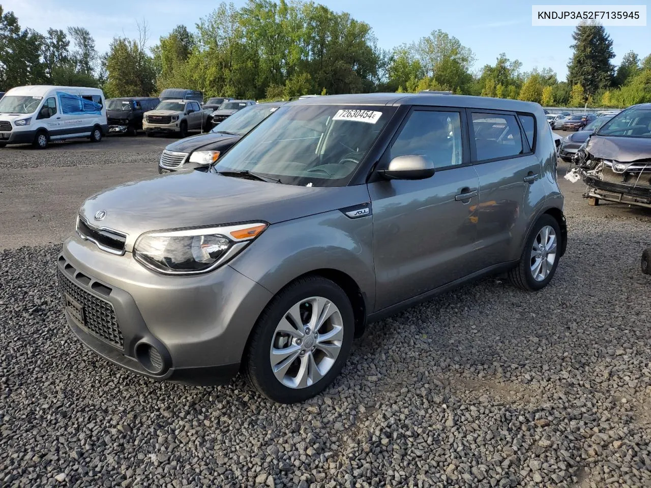 2015 Kia Soul + VIN: KNDJP3A52F7135945 Lot: 72630454