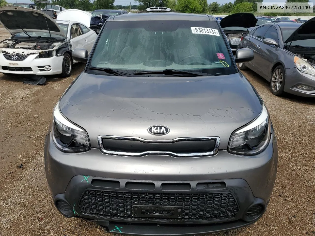 KNDJN2A24G7251140 2016 Kia Soul