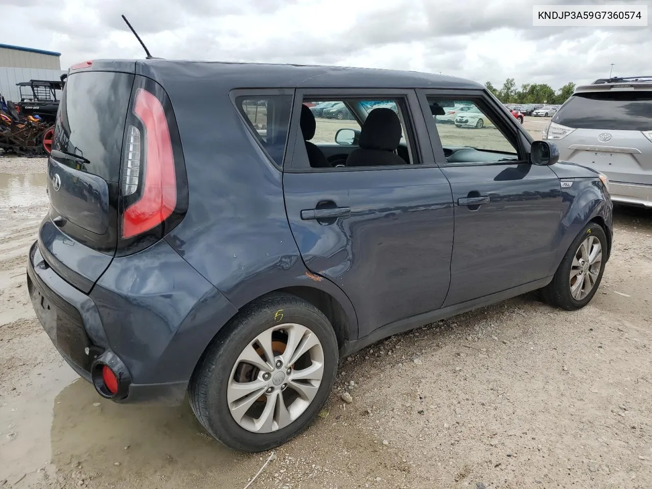 KNDJP3A59G7360574 2016 Kia Soul +