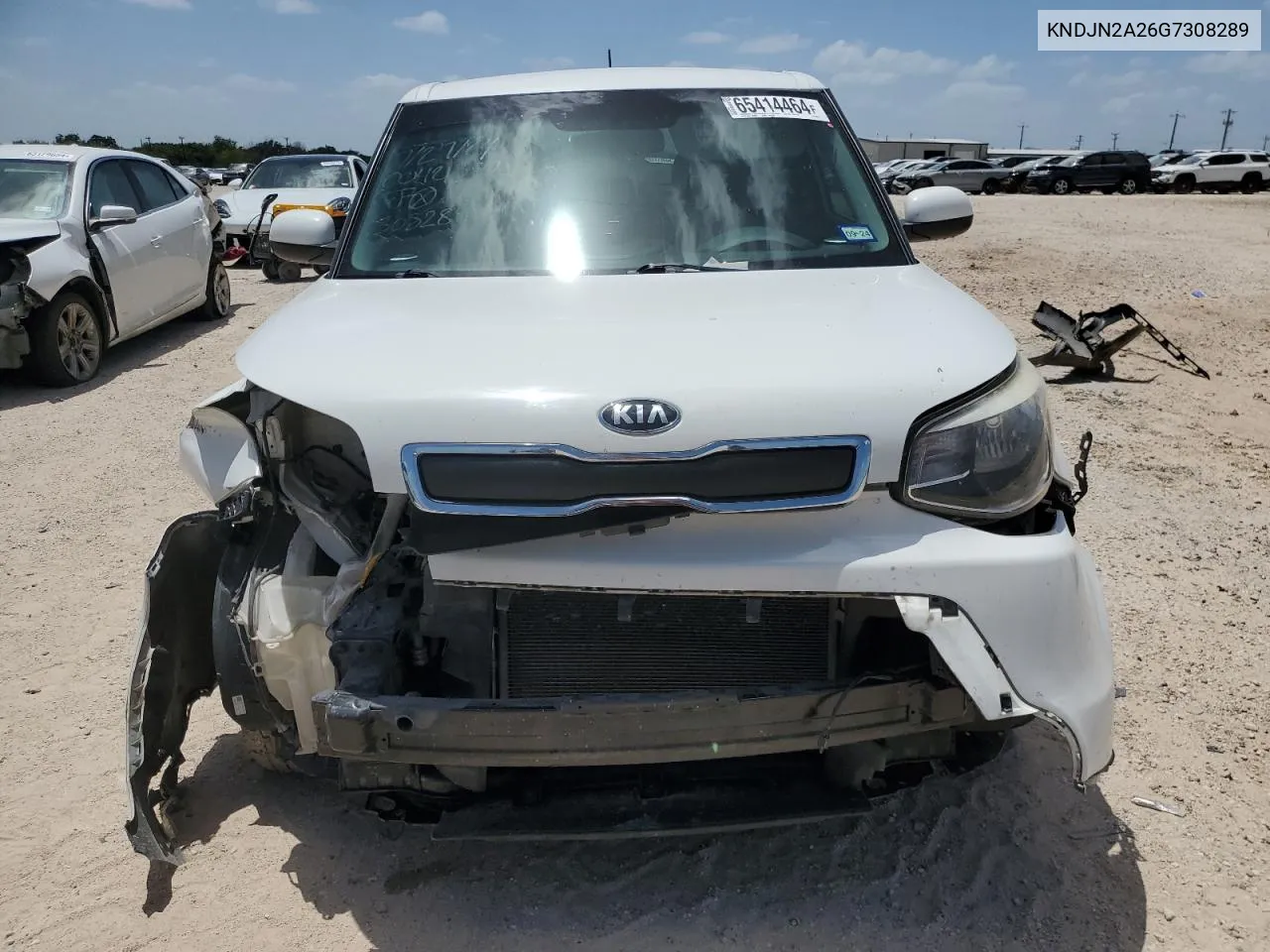 KNDJN2A26G7308289 2016 Kia Soul