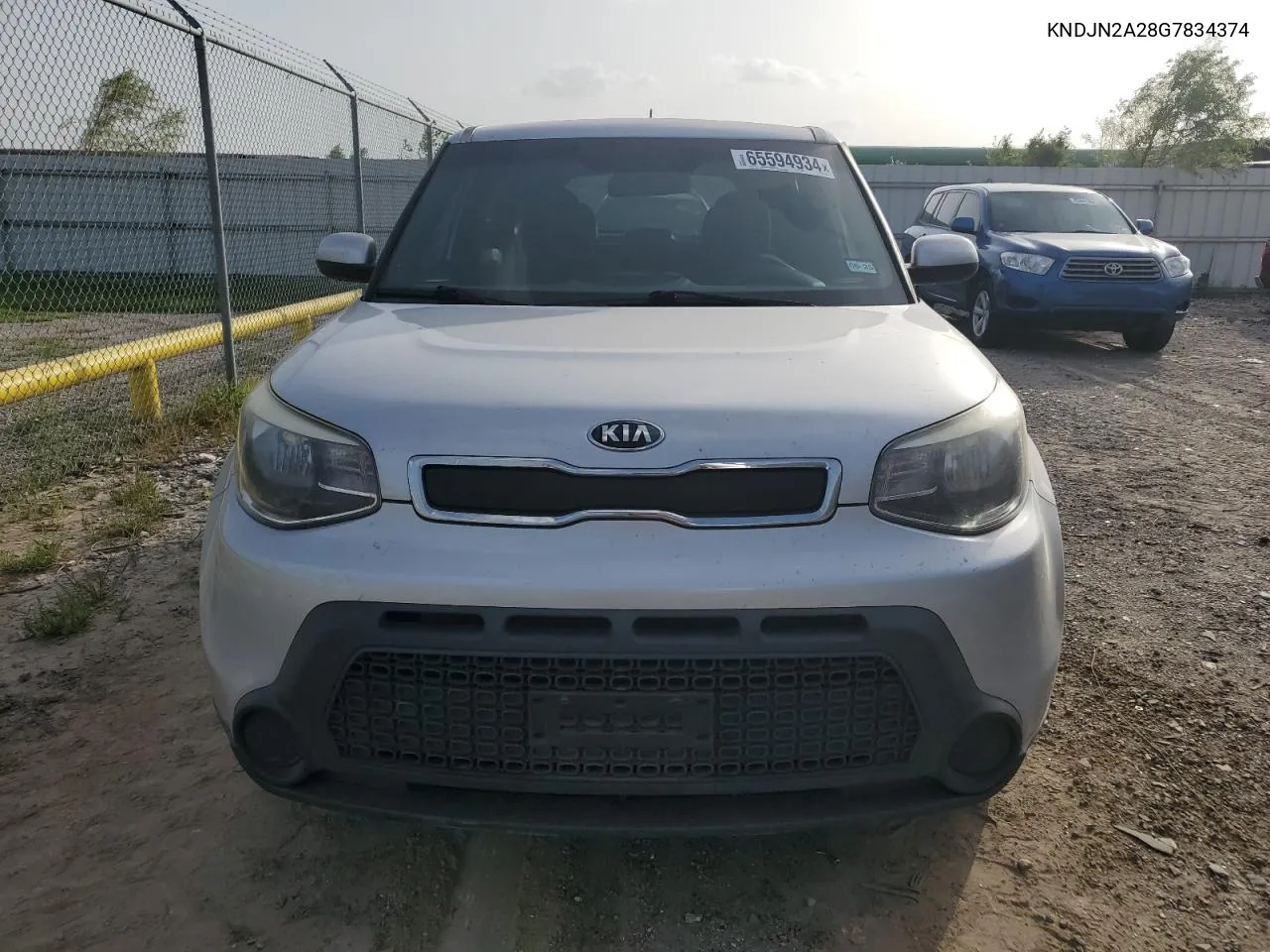 KNDJN2A28G7834374 2016 Kia Soul