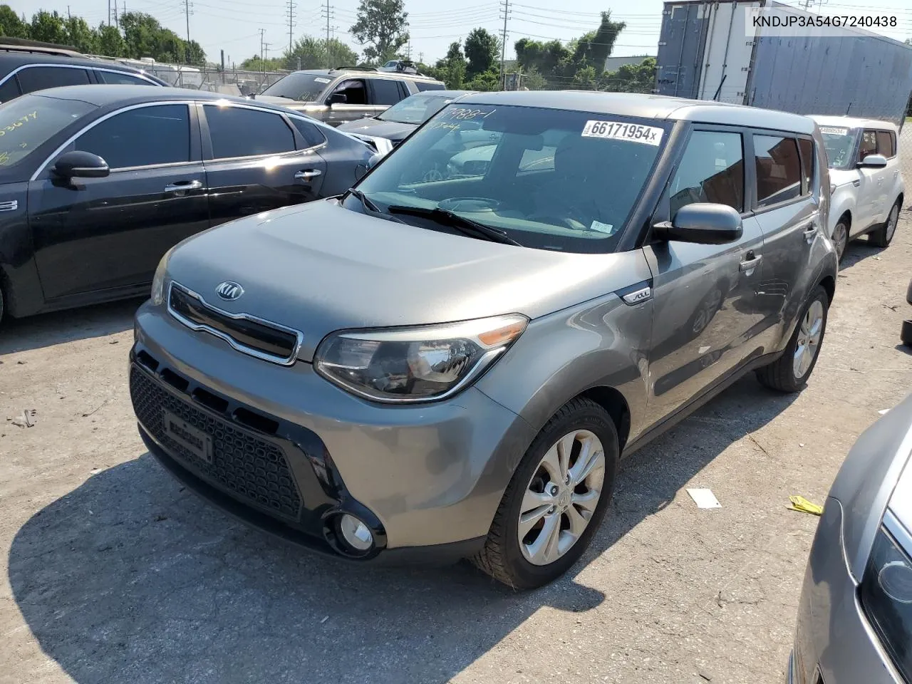 KNDJP3A54G7240438 2016 Kia Soul +