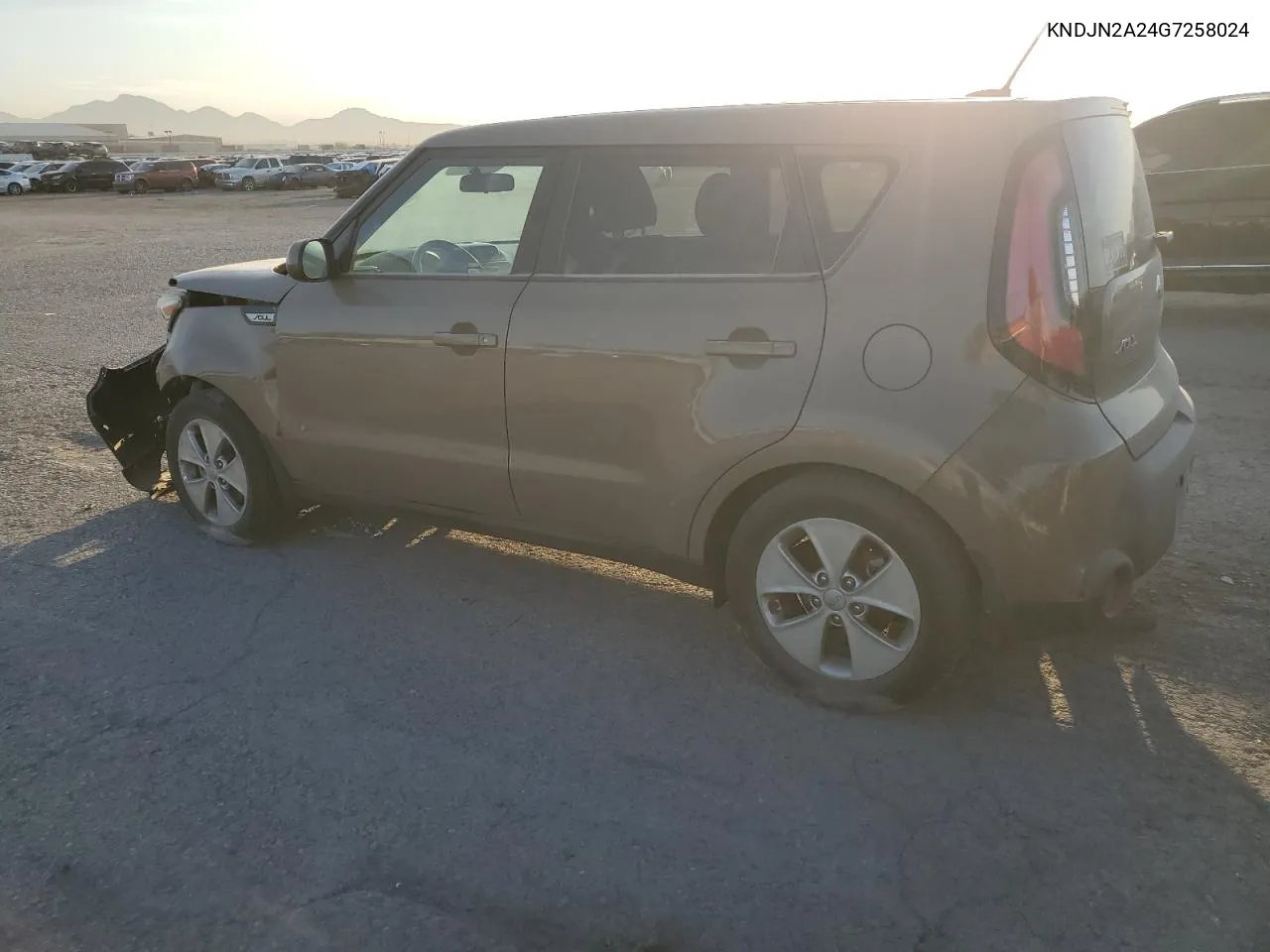 2016 Kia Soul VIN: KNDJN2A24G7258024 Lot: 66384364