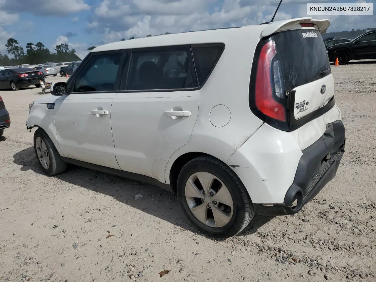 2016 Kia Soul VIN: KNDJN2A26G7828217 Lot: 67088664