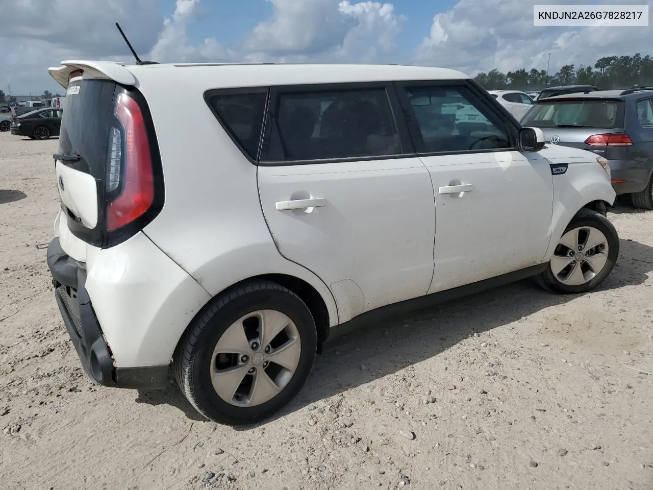 2016 Kia Soul VIN: KNDJN2A26G7828217 Lot: 67088664