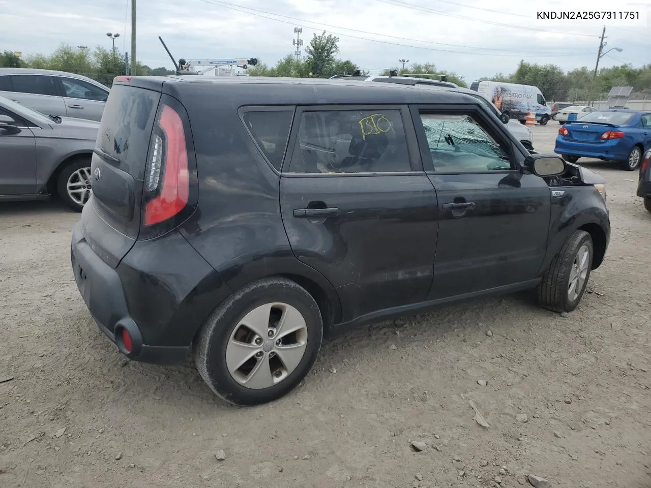 KNDJN2A25G7311751 2016 Kia Soul