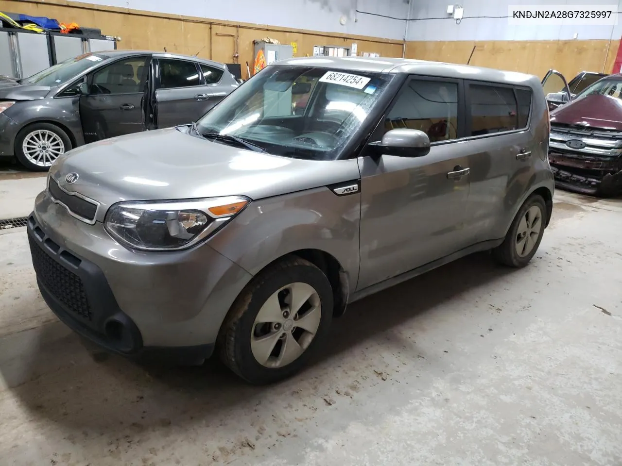 2016 Kia Soul VIN: KNDJN2A28G7325997 Lot: 68214254