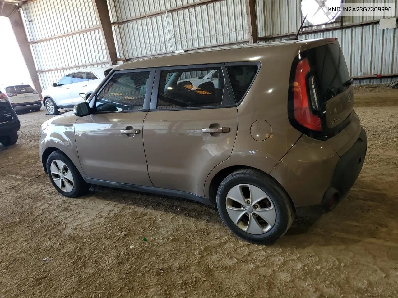 KNDJN2A23G7309996 2016 Kia Soul