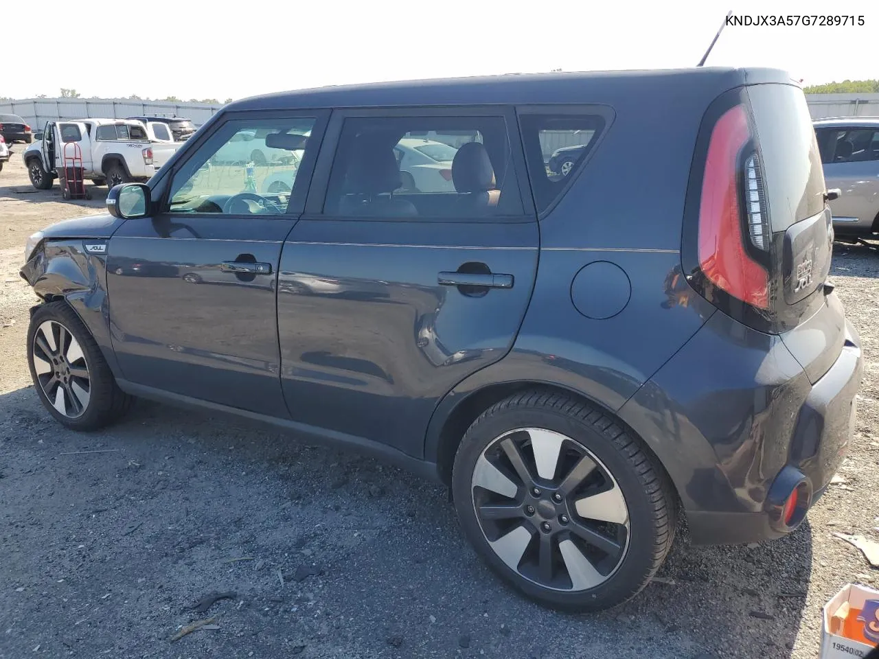 KNDJX3A57G7289715 2016 Kia Soul !