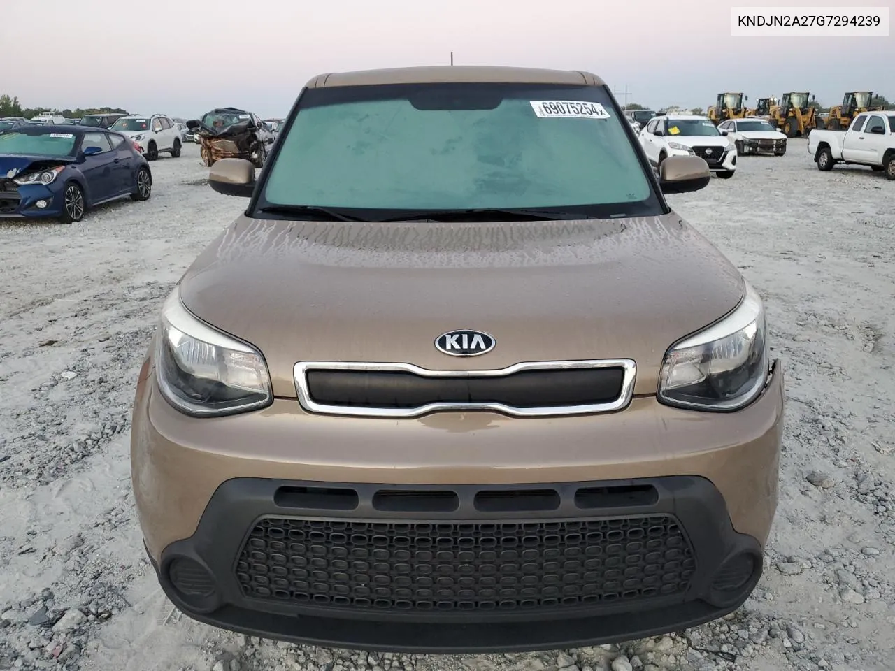 2016 Kia Soul VIN: KNDJN2A27G7294239 Lot: 69075254