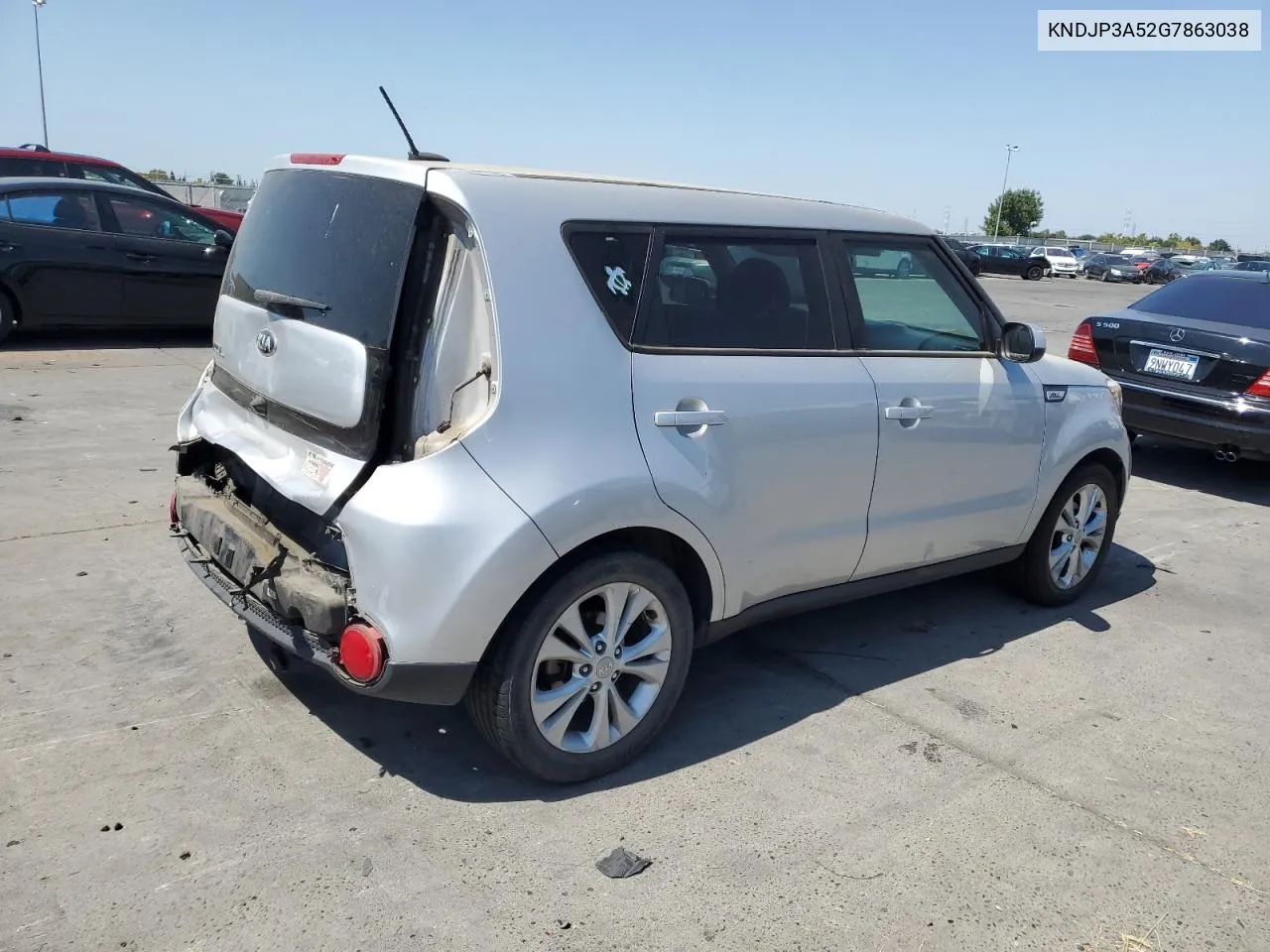 KNDJP3A52G7863038 2016 Kia Soul +