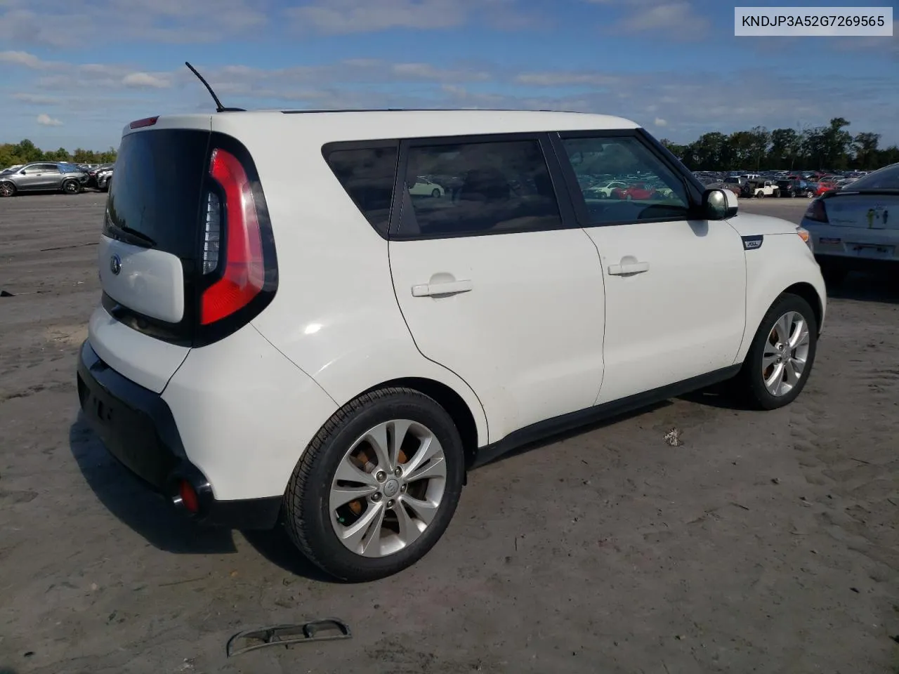 KNDJP3A52G7269565 2016 Kia Soul +