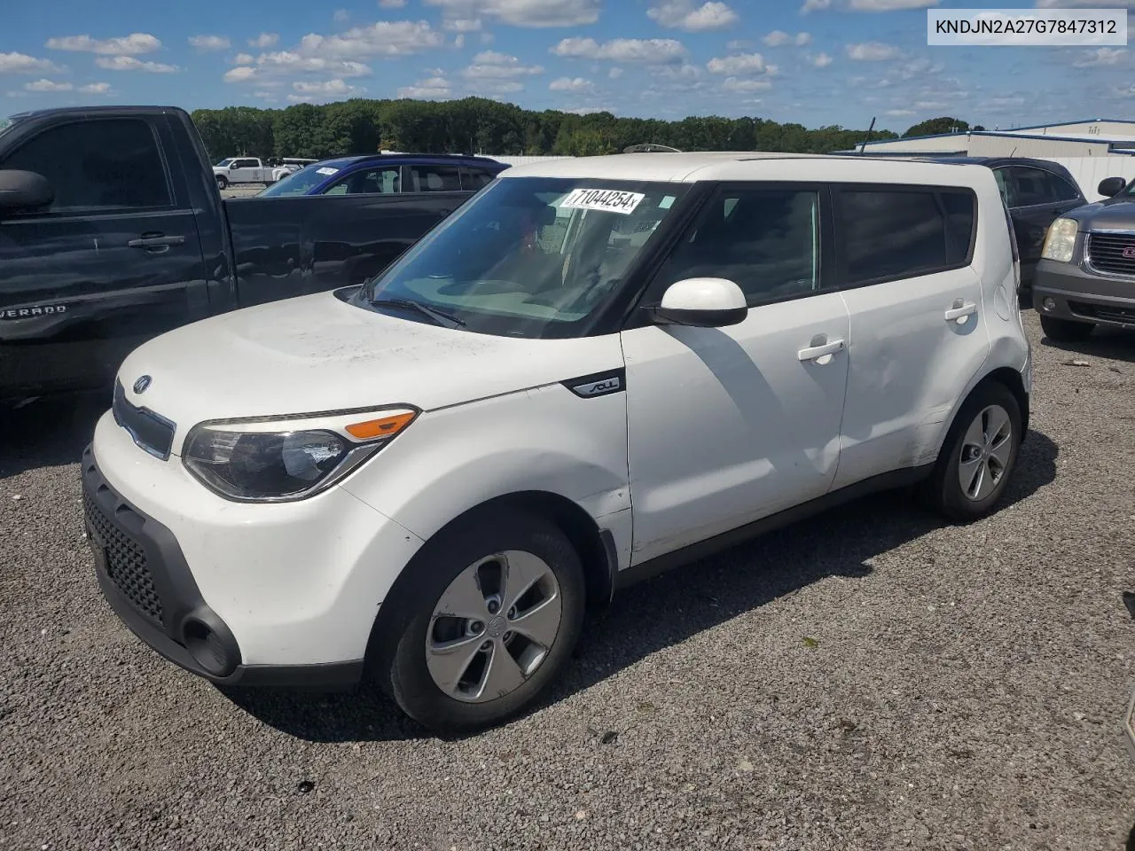 KNDJN2A27G7847312 2016 Kia Soul