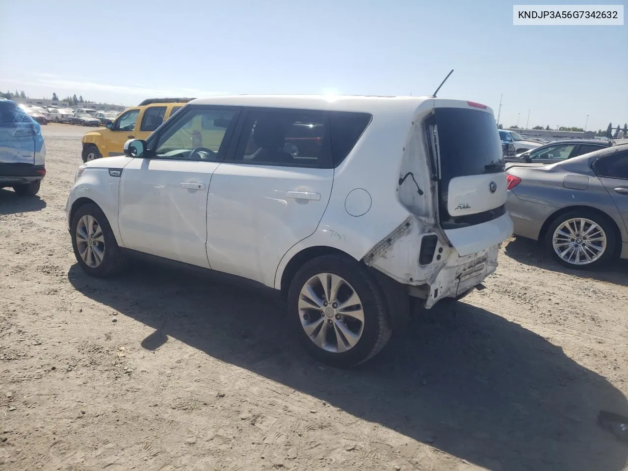 KNDJP3A56G7342632 2016 Kia Soul +