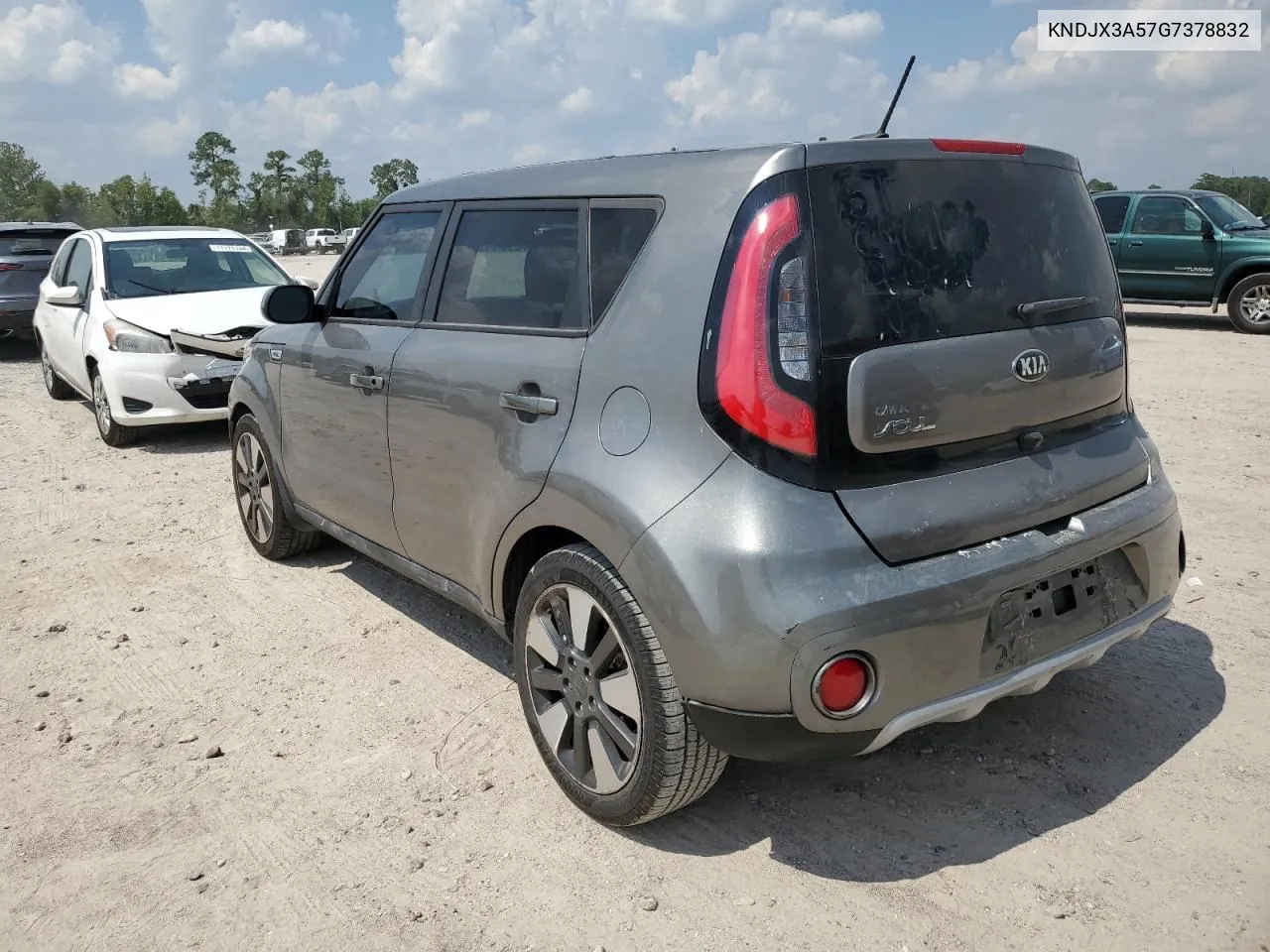 KNDJX3A57G7378832 2016 Kia Soul !