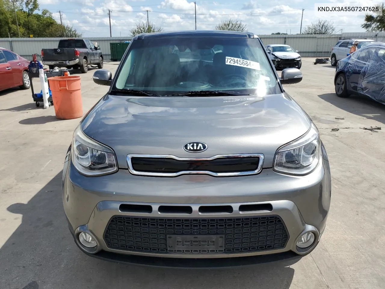 KNDJX3A55G7247625 2016 Kia Soul !