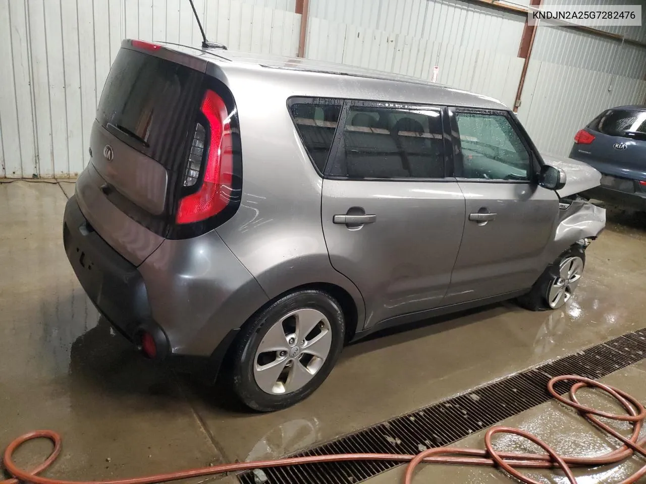 KNDJN2A25G7282476 2016 Kia Soul