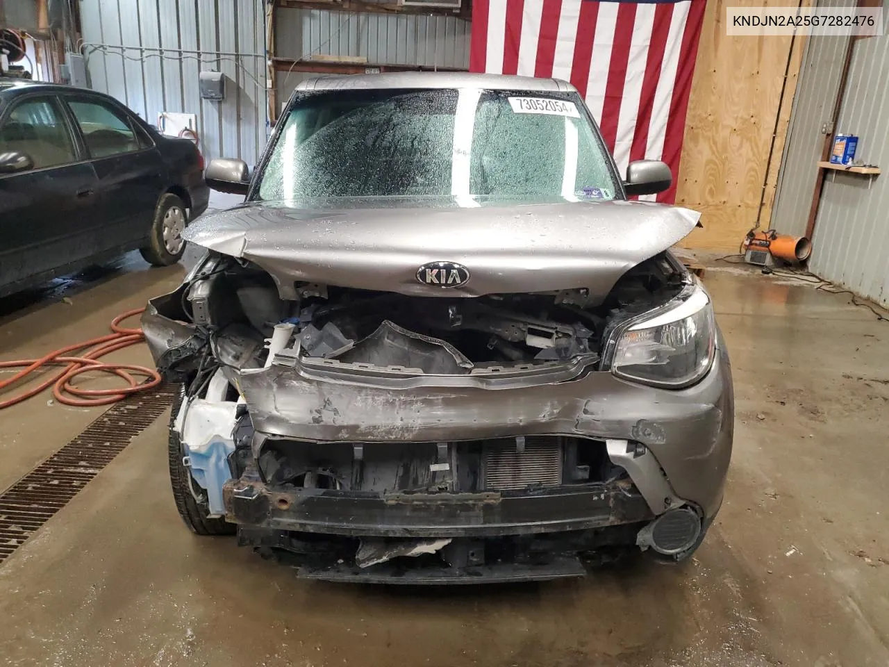 KNDJN2A25G7282476 2016 Kia Soul