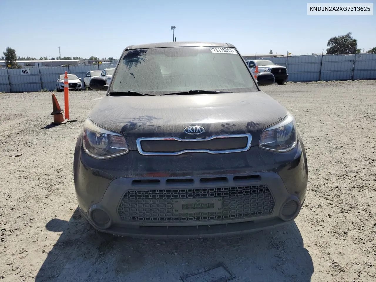 KNDJN2A2XG7313625 2016 Kia Soul