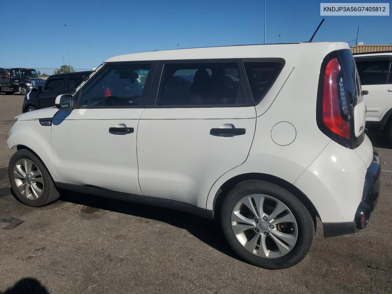 KNDJP3A56G7405812 2016 Kia Soul +