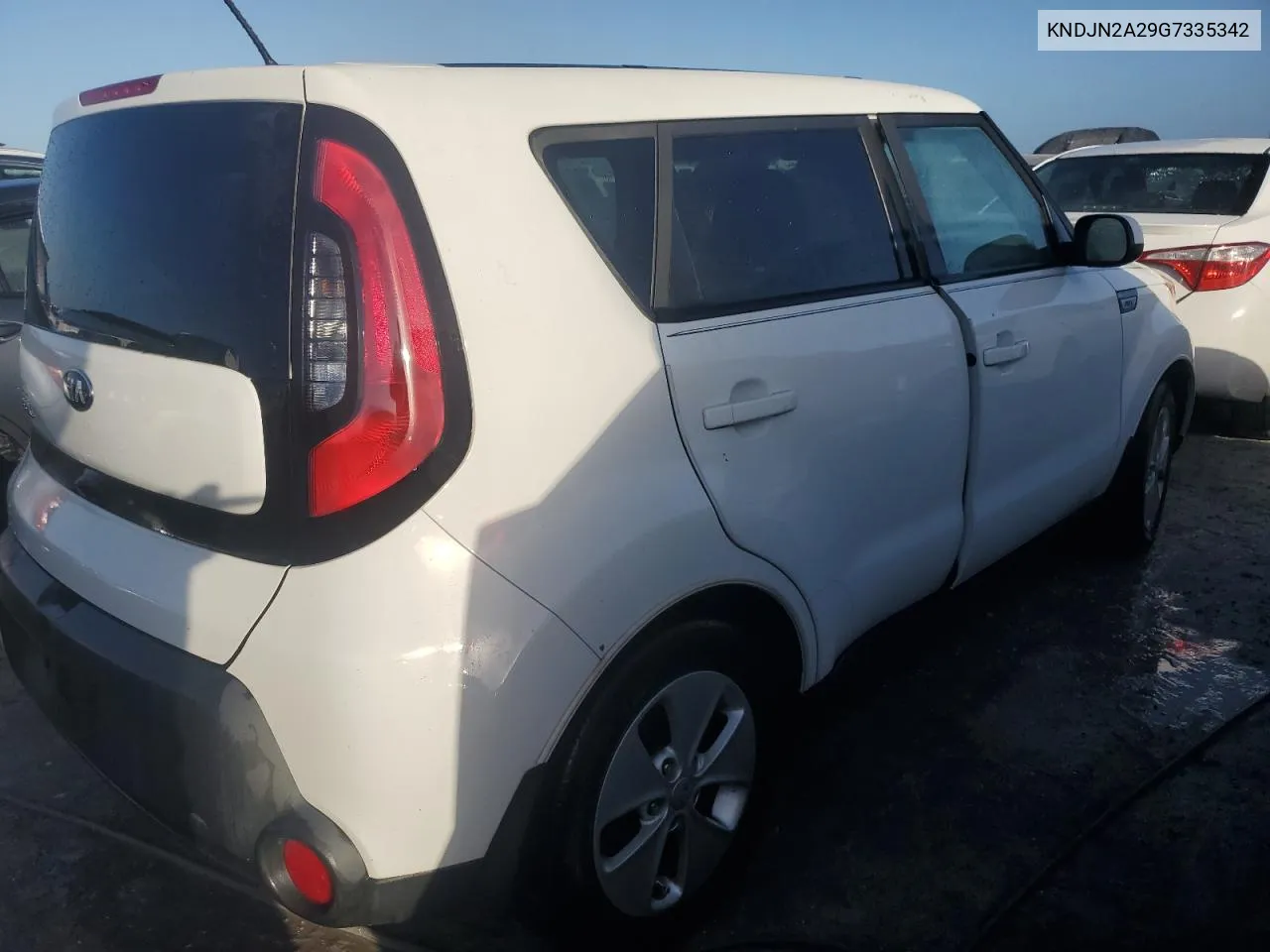 2016 Kia Soul VIN: KNDJN2A29G7335342 Lot: 74938734