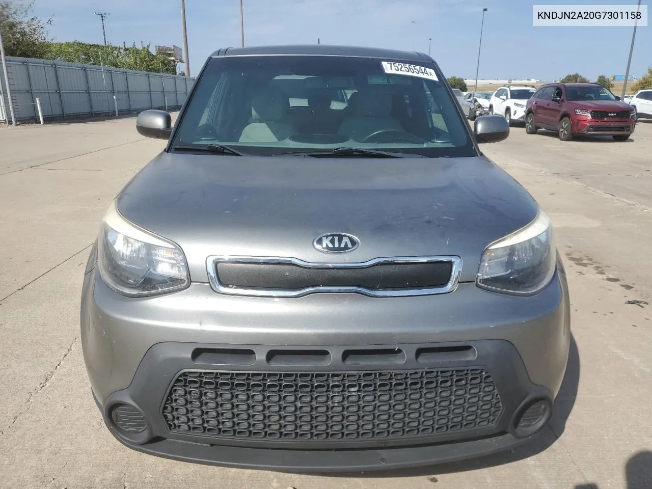 KNDJN2A20G7301158 2016 Kia Soul