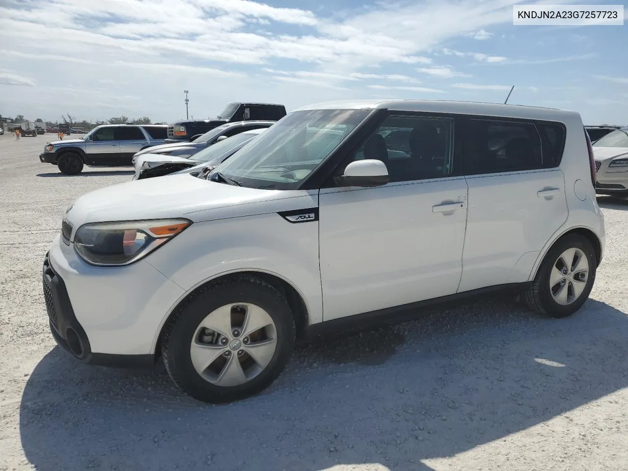 KNDJN2A23G7257723 2016 Kia Soul