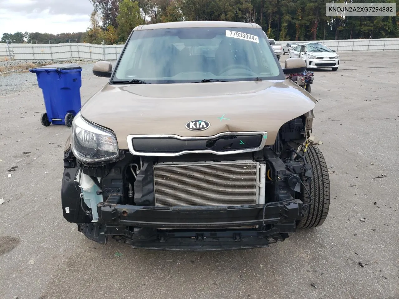 KNDJN2A2XG7294882 2016 Kia Soul