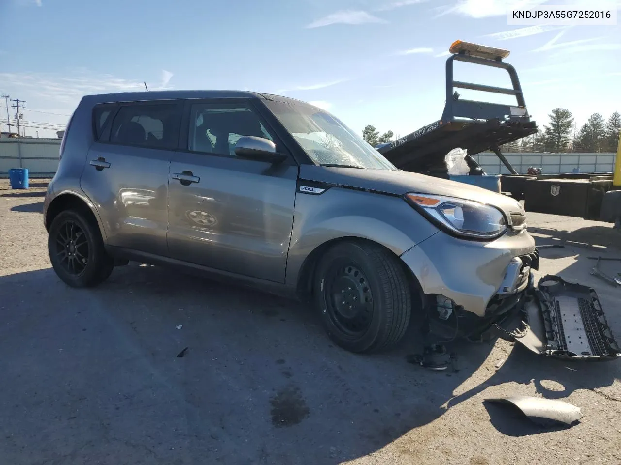 KNDJP3A55G7252016 2016 Kia Soul +